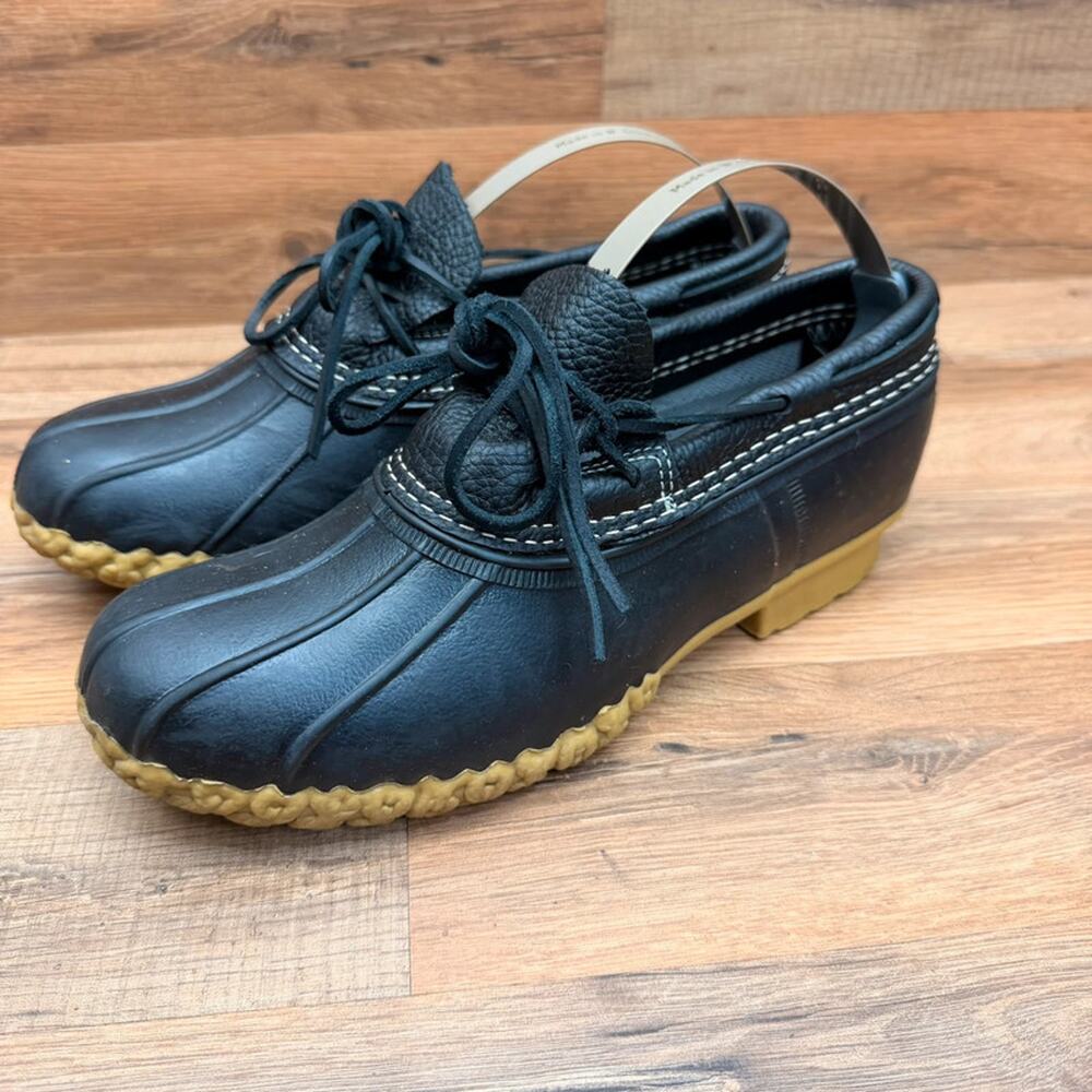 LL Bean wome size 9 Uk 7 boat  Moc Duck Shoes Black Leather Slip On Rain Boots